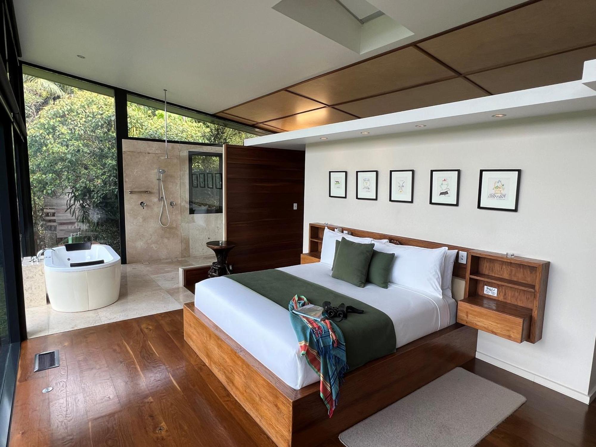 Rainforest Retreat *