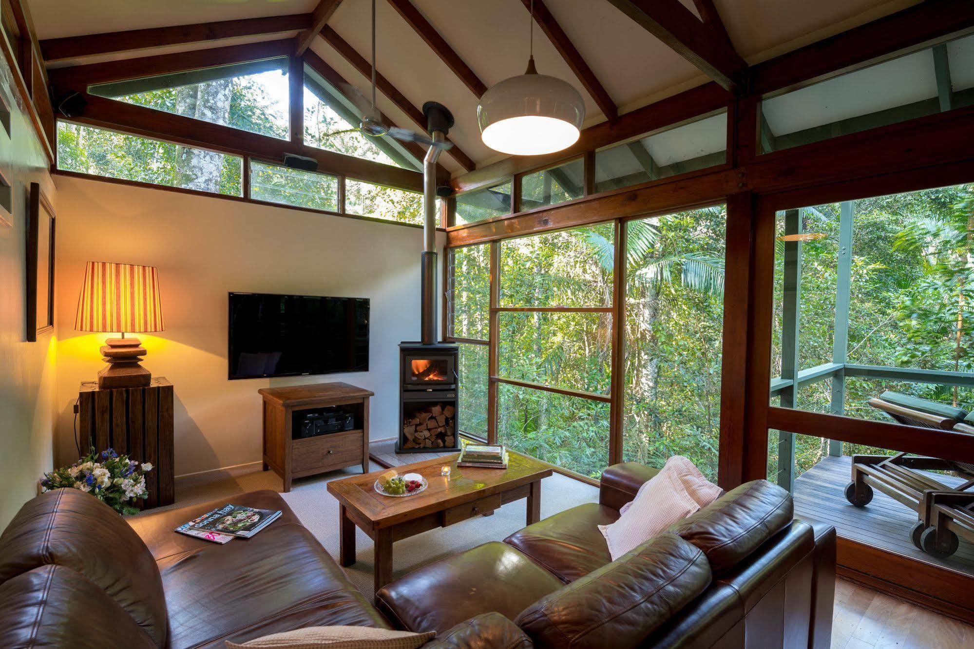 Lodge Rainforest Retreat *