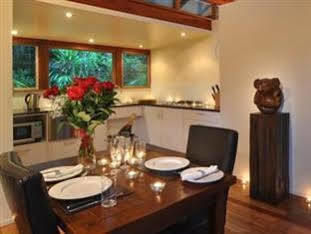 Rainforest Retreat * Crystal Creek
