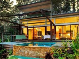 Rainforest Retreat *
